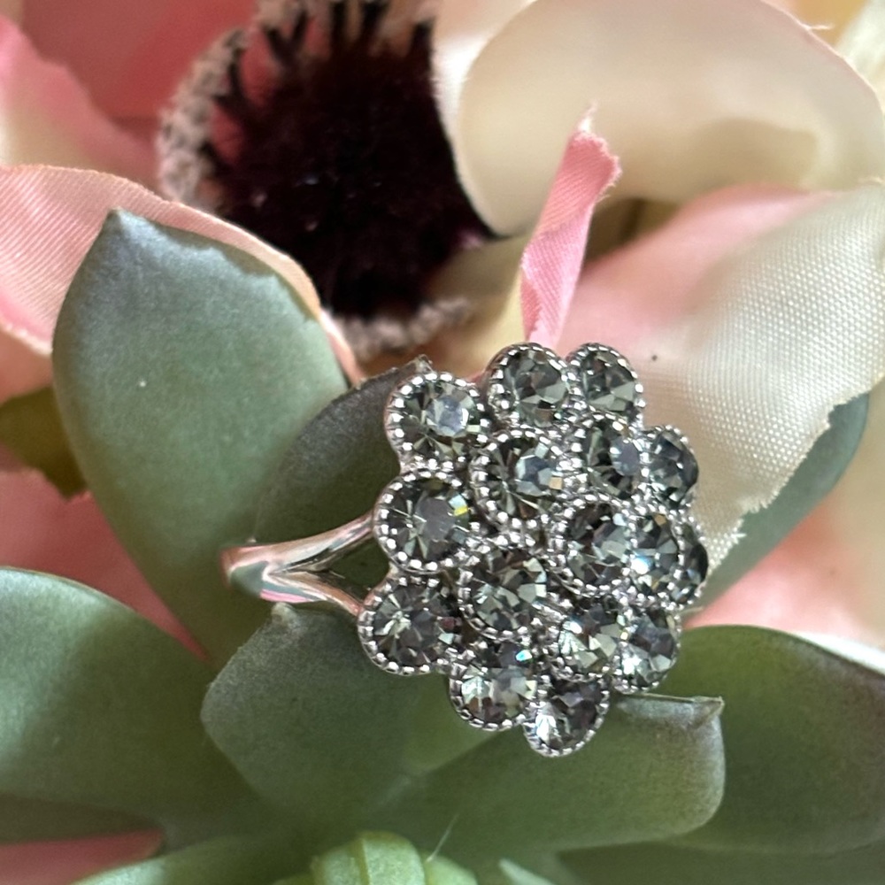 Sterling Silver Stamped 925 Cluster Cocktail Ring-Size 7